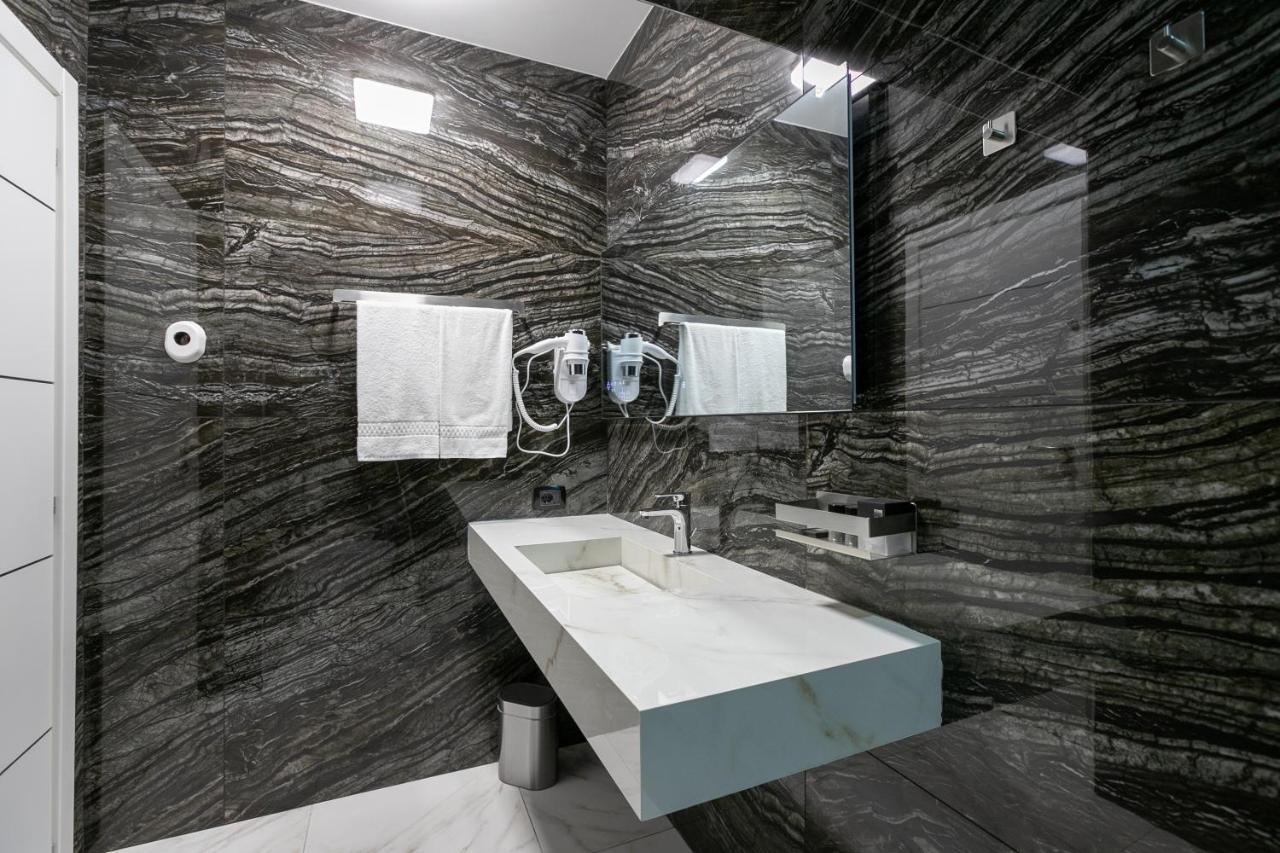 Gregorio VII Luxury Suites San Damaso Rome Extérieur photo
