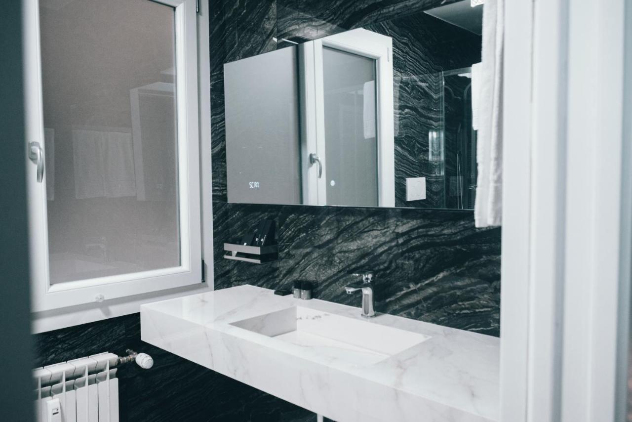 Gregorio VII Luxury Suites San Damaso Rome Extérieur photo