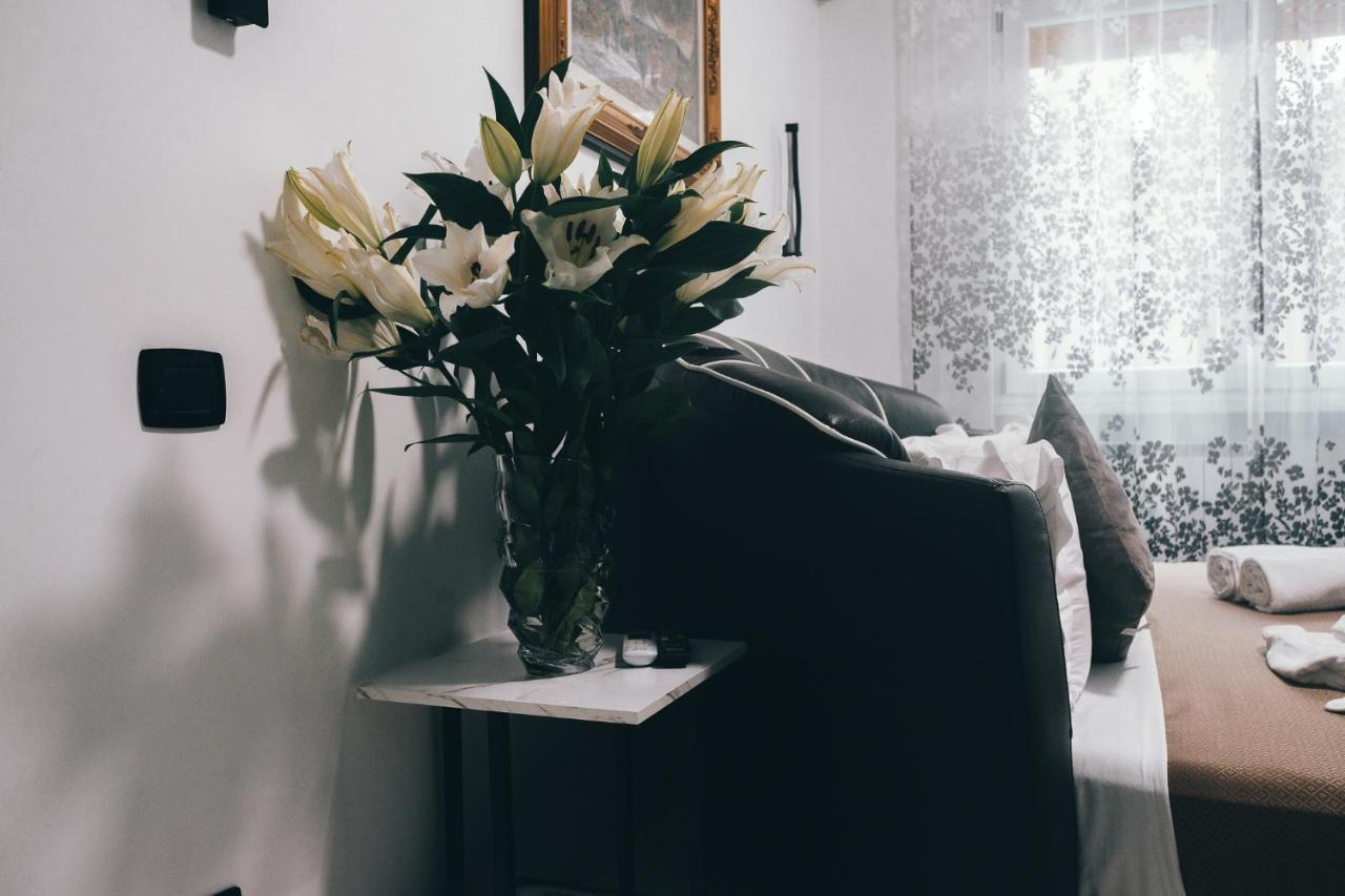 Gregorio VII Luxury Suites San Damaso Rome Extérieur photo